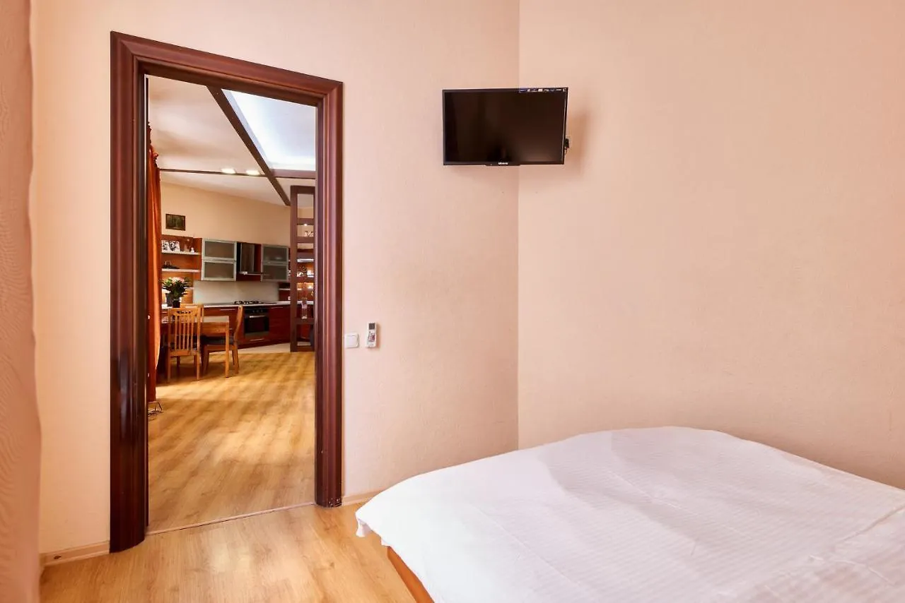 Two-Bedroom Apartment In The Heart Of 키예프 0*,  우크라이나